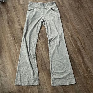 Yoga pants size Medium